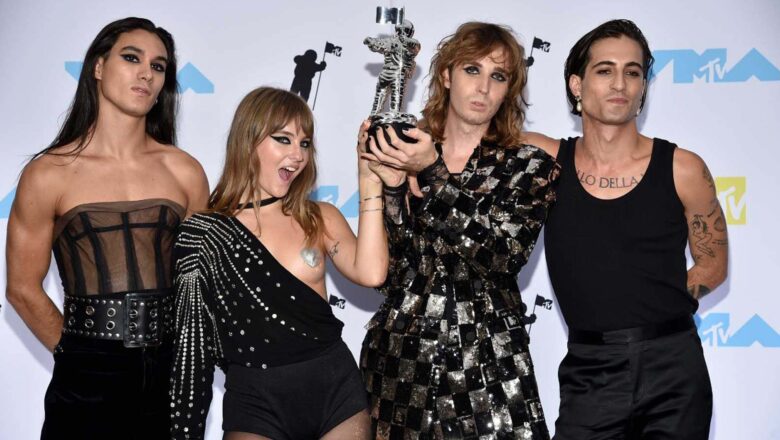 CENSURAN PARTE DE LA ACTUACIÓN DE MANESKIN EN LOS PREMIOS MTV
