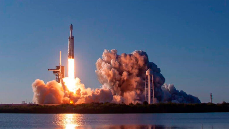 SPACEX OBTIENE LA CERTIFICACIÓN PARA USAR PROPULSORES REUTILIZABLES CON EL FIN DE LANZAR SATÉLITES ESPÍAS DE ALTO SECRETO DE EE.UU.