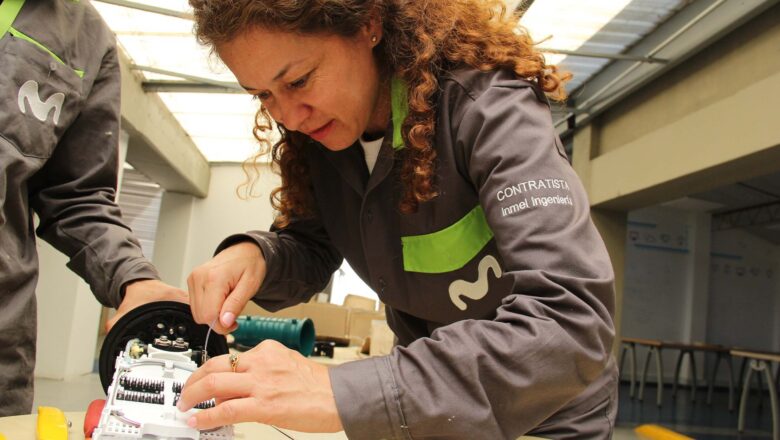 “MUJERES EN RED” CONVOCA A TÉCNICAS EN AREQUIPA PARA TRABAJAR EN ÁREAS DE TELECOMUNICACIONES