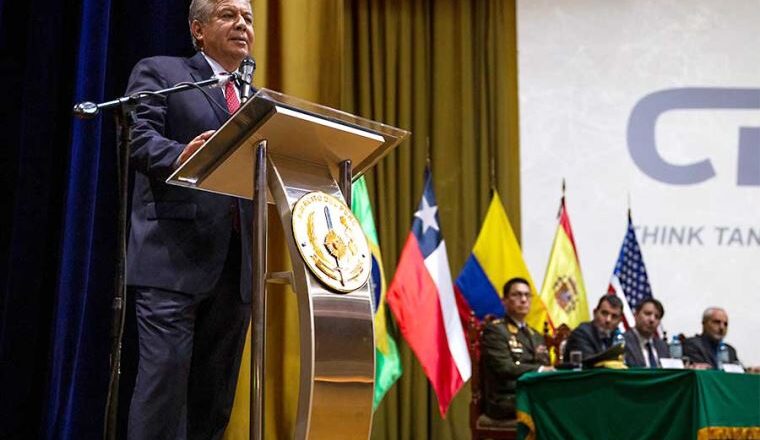 PERÚ Y ARGENTINA FIRMAN DECLARACIÓN PARA FORTALECER CAPACIDADES DE LAS FUERZAS ARMADAS