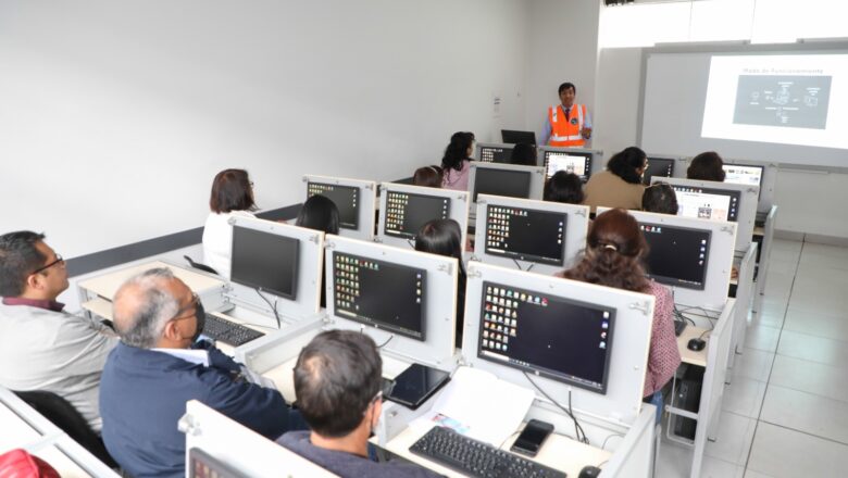 SE LANZA MALLA DE CURSOS DIGITALES Y GRATUITOS PARA DOCENTES DE TODO EL PAÍS