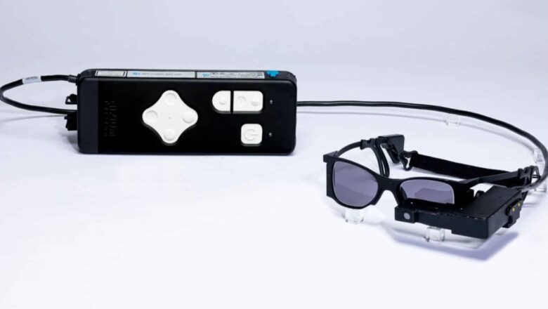 UN COMPETIDOR DE MUSK LOGRA DEVOLVER LA VISTA A PACIENTES CIEGOS CON UN IMPLANTE