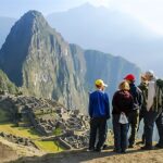 FERIADOS SERÁN REPROGRAMADOS A LOS VIERNES PARA PROMOVER TURISMO Y EFICIENCIA, INFORMA EL MEF