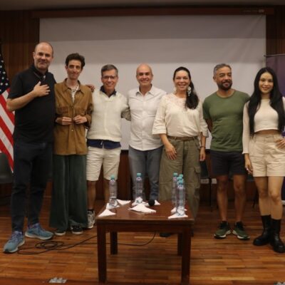 EL CULTURAL PRESENTA “AMERICAN PAINTING”, UNA COMEDIA QUE REFLEXIONA SOBRE LA IDENTIDAD DE UNA NACIÓN