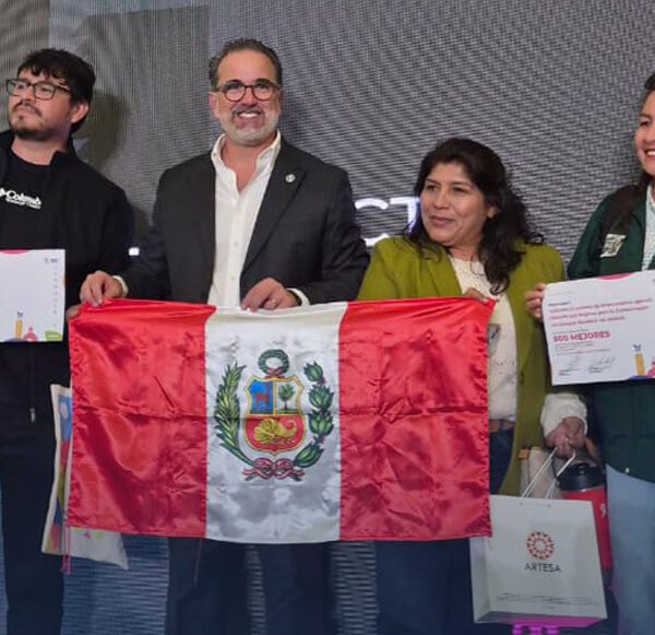 GANADORA DE ORGULLO EMPRENDEDOR DE CAJA AREQUIPA DESTACA EN LOS PREMIOS VERDES 2026